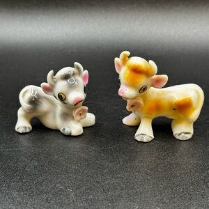 Pair of Vintage Miniature Porcelain Cow Figurines Japan for Trinket Shelf